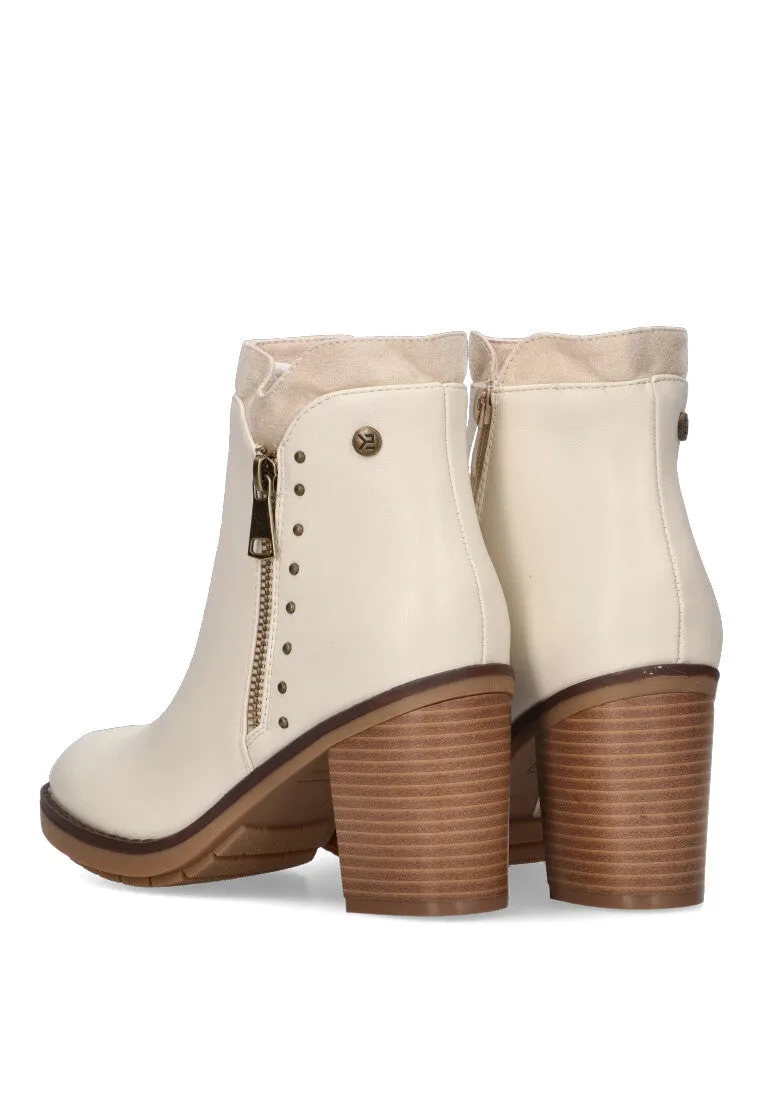 BOTIN color BEIGE para mujer con Tacón medio y exterior en sintético. MODELO ETIKA PARIS