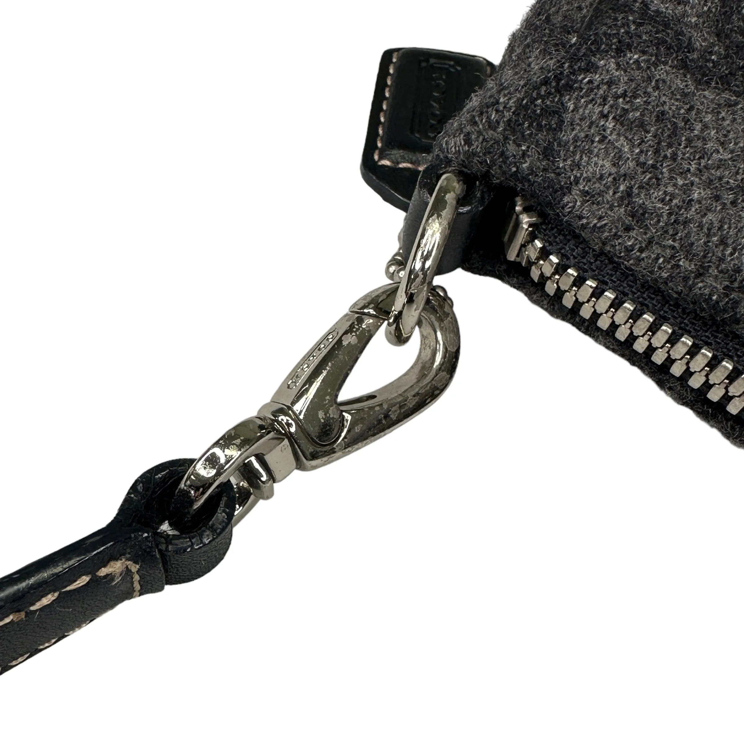 COACH BLACK/GREY WOOLLEN SIGNATURE POCHETTE BAG