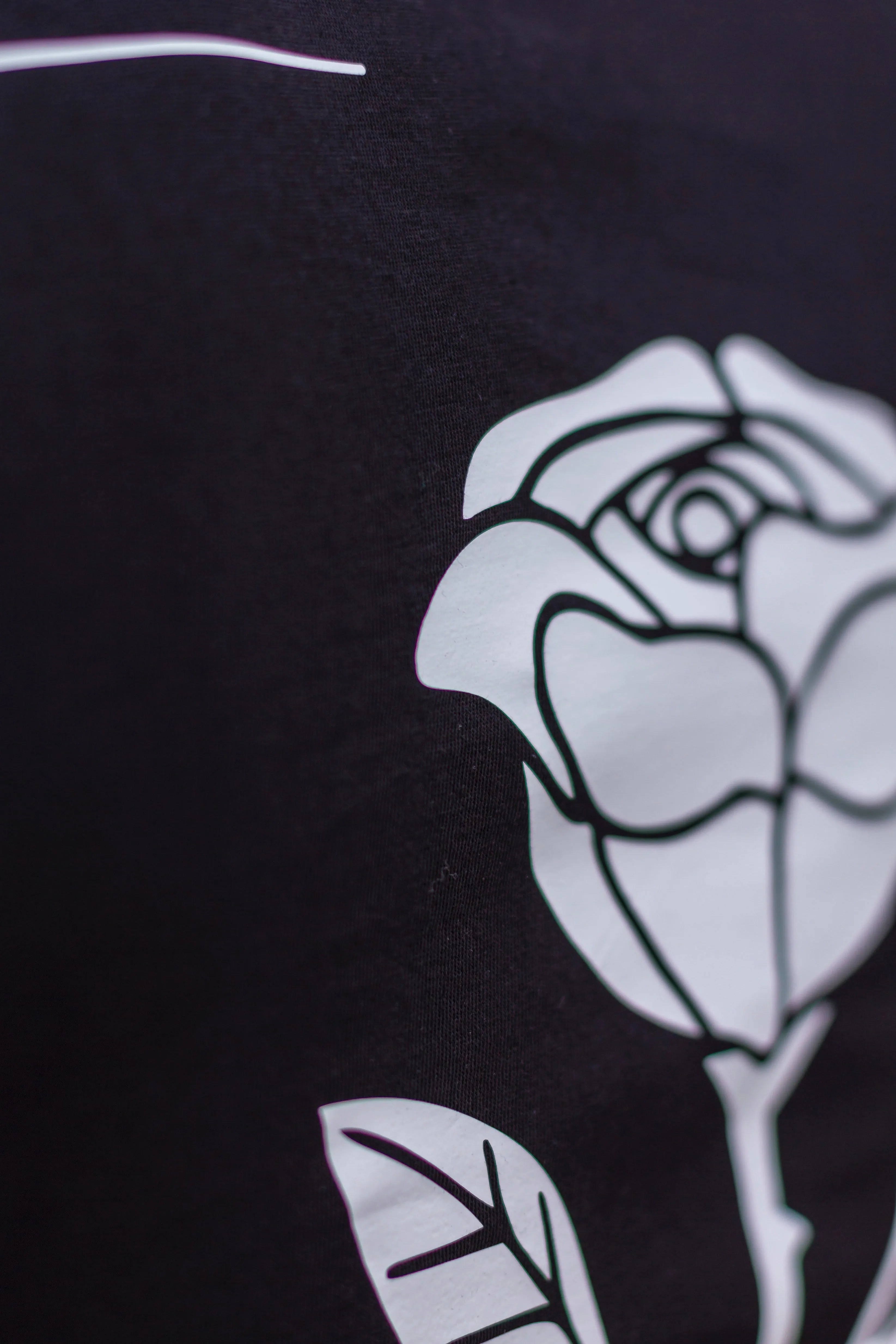 Tricou Rose Black