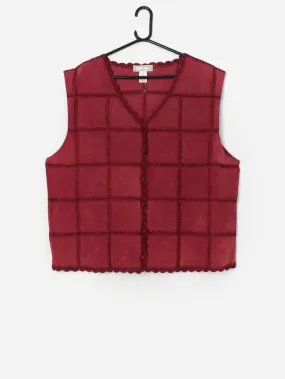 Vintage red suede vest with patchwork and crochet design – XL / 2XL