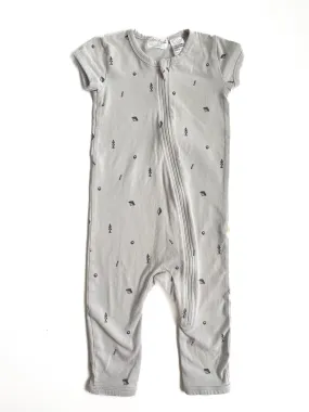 Wilson and Frenchy short sleeve onesie (1Y)